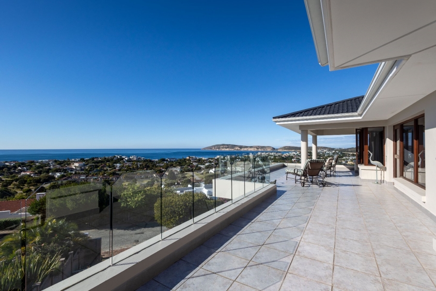 4 Bedroom Property for Sale in Lower Robberg Western Cape